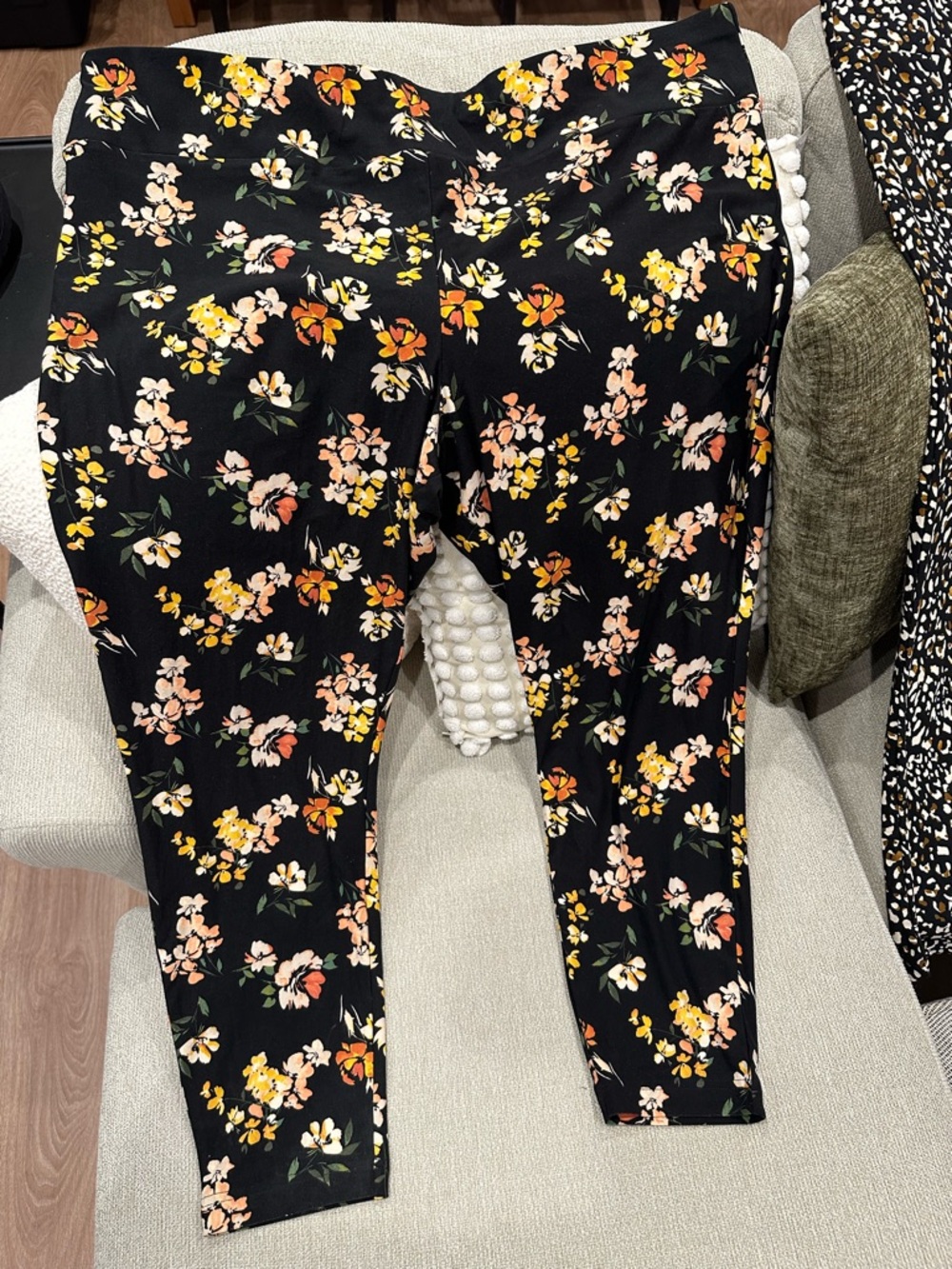 Terra & Sky Black Floral Leggings with Yellow & Pink Accents Bundle - Picture 2 of 5